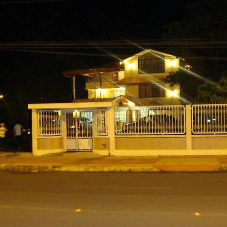Hostal La Molienda Puyo Exteriér fotografie