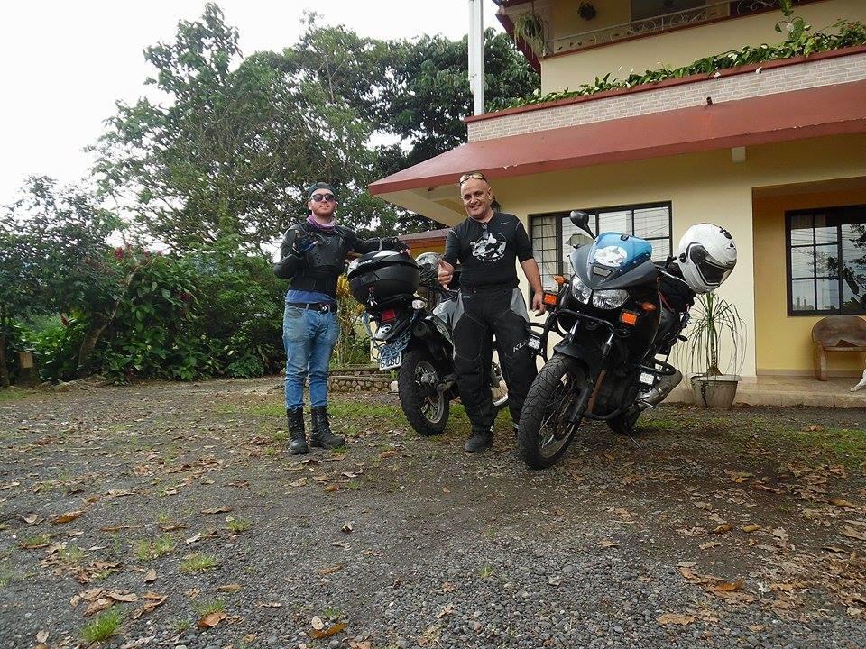 Hostal La Molienda Puyo Exteriér fotografie